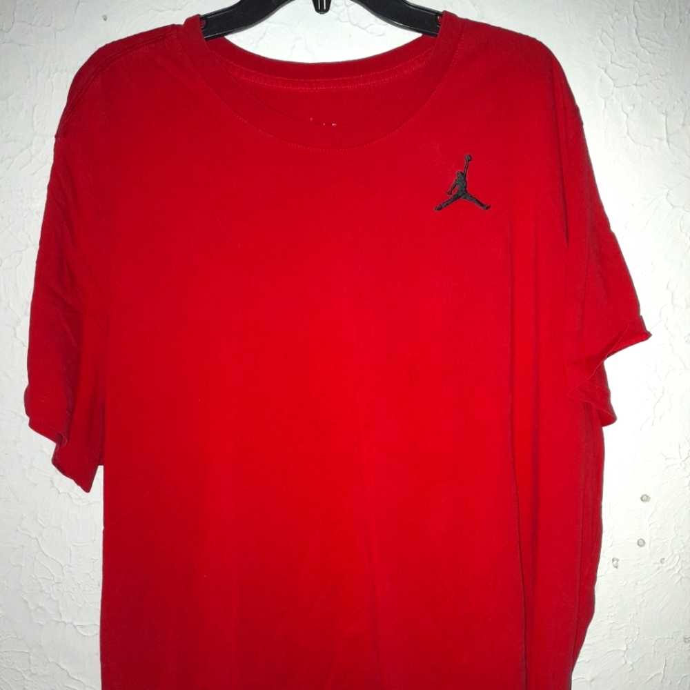 Jordan Men's Red T-Shirt
